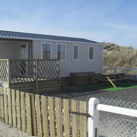 De La Campingplatz Camiers